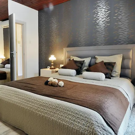 Botanica Tatil Evi Pula